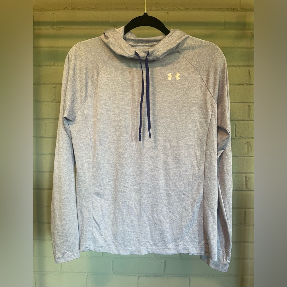 Like-new Under Armor workout pullover